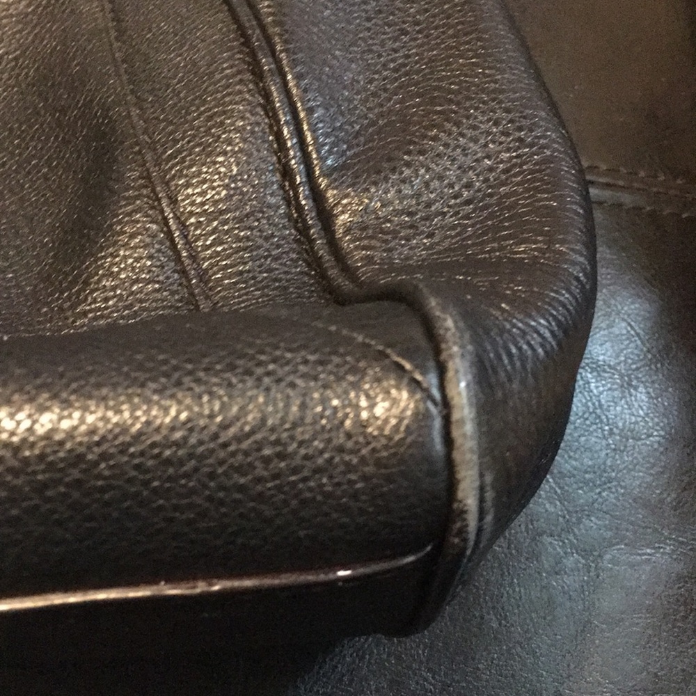 Kate Spade Purse - Picture 3 of 6